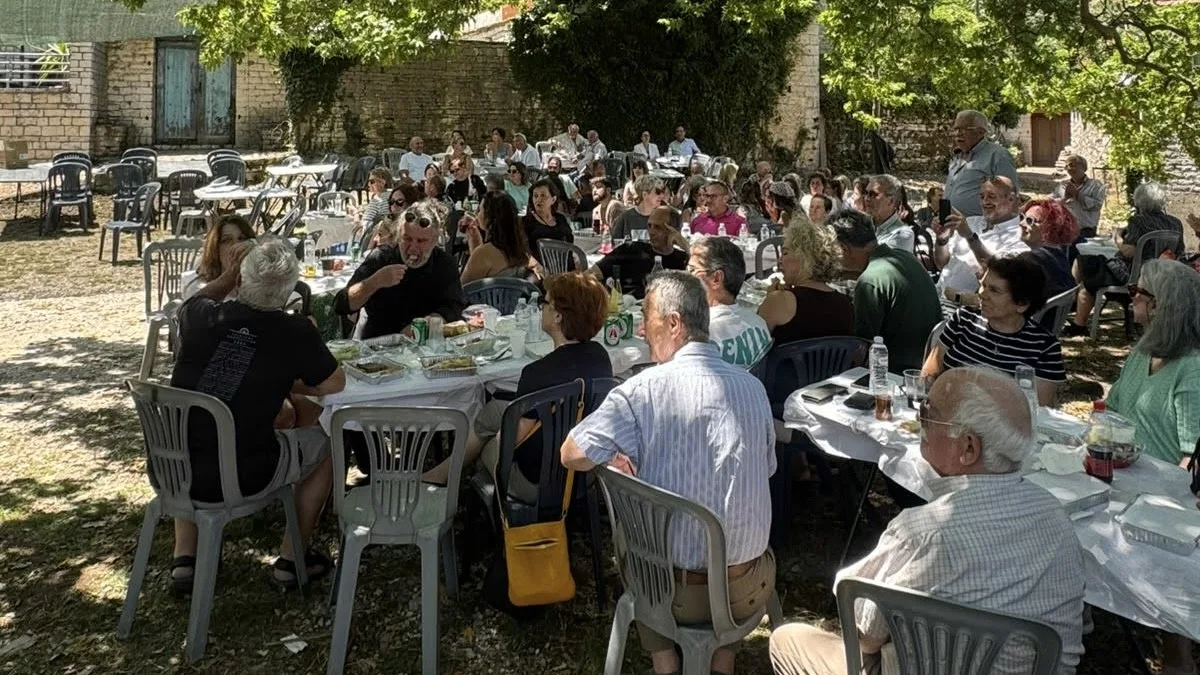 Μια μεγάλη παρέα στην Άριστη – Επιτυχημένο το ετήσιο γλέντι του Συλλόγου Νέων