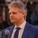 Νιτσιάκος: Μήνυμα ενότητας και συνέχειας στη νέα εποχή μετά το deal με την MHP