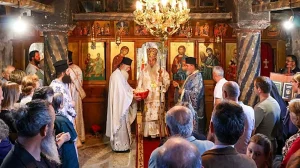 Εόρτασε η ιστορική Μονή της Αγίας Τριάδος στην Πέπελη Δρόπολης – Η εορτή του Αγίου Πνεύματος στην Αλβανία