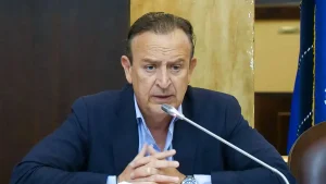 Θωμάς Μπέγκας: «Η δουλειά στο πεδίο είναι καθημερινή και συνεχής» – Οι παρεμβάσεις του Δήμου Ιωαννιτών σε γειτονιές και κοινότητες