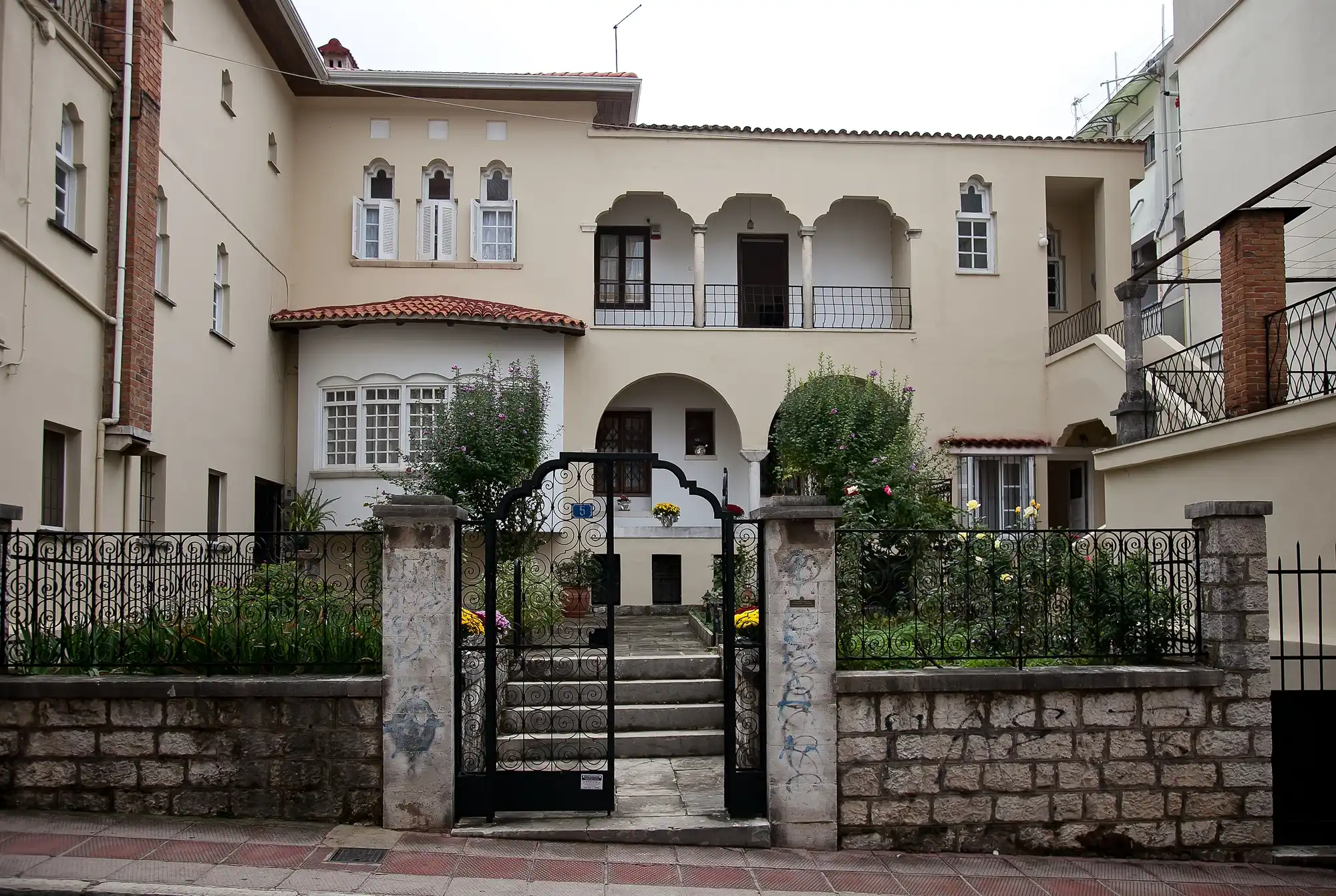 Έκθεση Πανομοιοτύπων Ηπειρωτικών Χειρογράφων στην Οικία Φρόντζου
