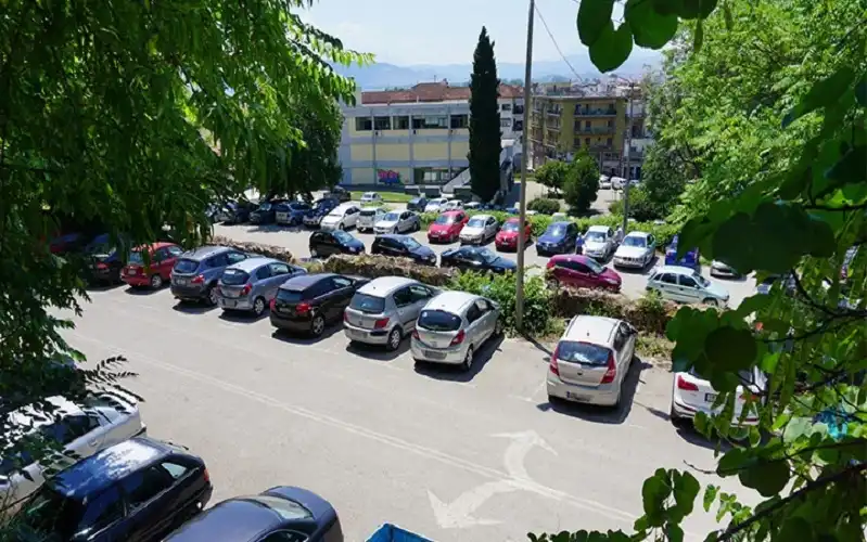 Δημοκράτες Ιωαννίνων: Οι μικρές πράξεις φροντίδας κάνουν την πόλη πιο ανθρώπινη