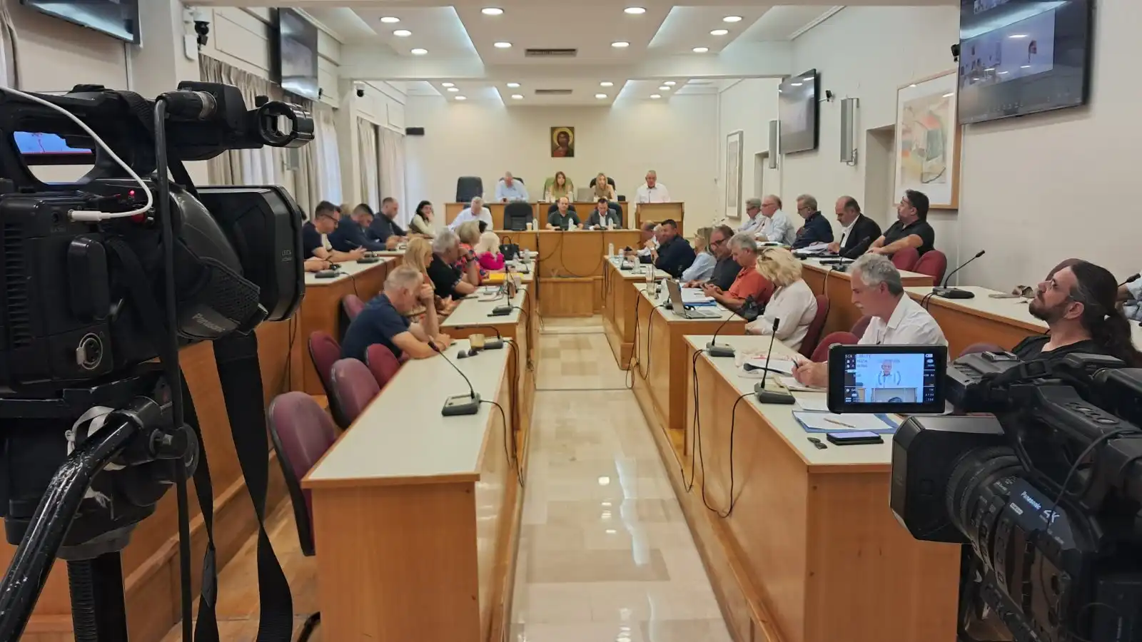 Περιφέρεια Ηπείρου: Υπέρ του νέου χωροταξικού για τις ΑΠΕ, με αίτημα για περισσότερα οφέλη στις τοπικές κοινωνίες