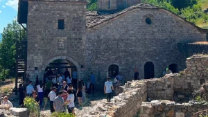 Οι Πρωτοκορυφαίοι Απόστολοι Πέτρος και Παύλος εορτάστηκαν στους ναούς της Εκκλησίας της Αλβανίας