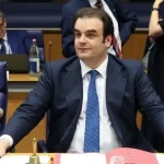 Γιούνκερ σε Πιερρακάκη: «Κανείς δεν θα πίστευε ότι Έλληνας υπουργός θα ήταν στο τιμόνι του Eurogroup» (βίντεο)