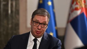 Σερβία: Ο Βούτσιτς προαναγγέλλει παραίτηση και πρόωρες κάλπες