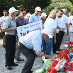 Πρόκληση: Έβαλαν πανό στα ελληνοαλβανικά σύνορα με σύνθημα “Η Τσαμουριά είναι ζωντανή”!