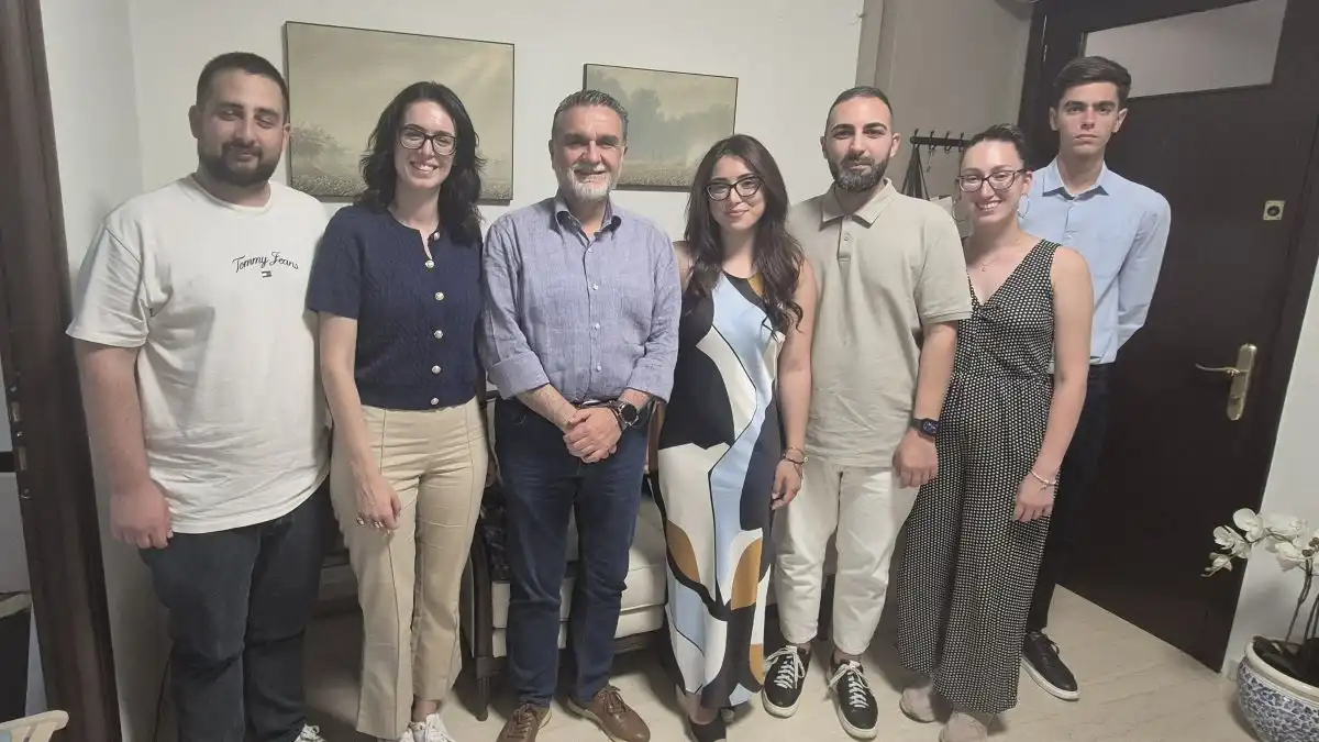 Τσίμαρης: Οι νέοι να έχουν ουσιαστικό ρόλο στην αυτοδιοίκηση – Συνάντηση με το Δημοτικό Συμβούλιο Νέων Ιωαννίνων