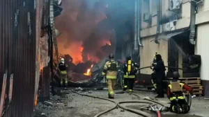 Ουκρανία: Νεκρή γυναίκα από ρωσικό βομβαρδισμό στο Χάρκοβο