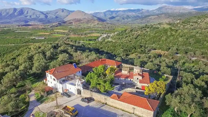 Χτίζεται παρεκκλήσι του οσίου Παϊσίου εντός της Μονής Ραγίου, το πρώτο στη Θεσπρωτία