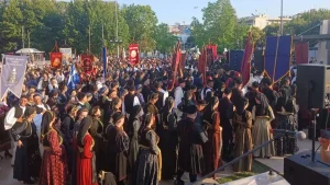 1.500 χορευτές στο 40ό Πανελλήνιο Αντάμωμα Βλάχων στα Τρίκαλα