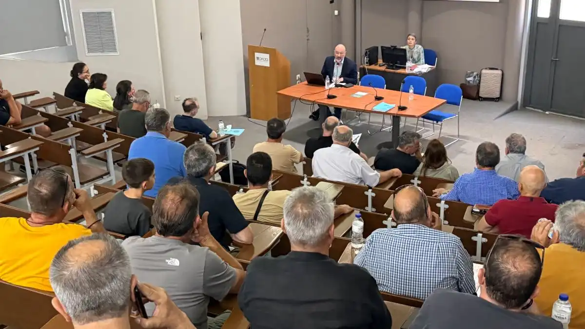 Αρναούτογλου: Χωρίς εθνικό σχέδιο η ελληνική αλιεία, οι ψαράδες μένουν μόνοι απέναντι στο κόστος και την παράνομη αλιεία