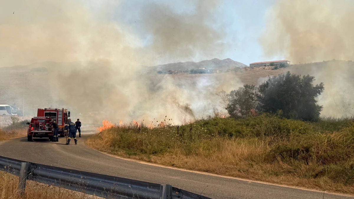 Μέτσοβο: Πυρκαγιά μέσα στον οικισμό της Μεγάλης Γότιστας