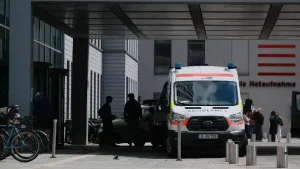Πυρκαγιά σε νοσοκομείο στη Γερμανία: Τουλάχιστον δυο νεκροί, δεκάδες τραυματίες (βίντεο)