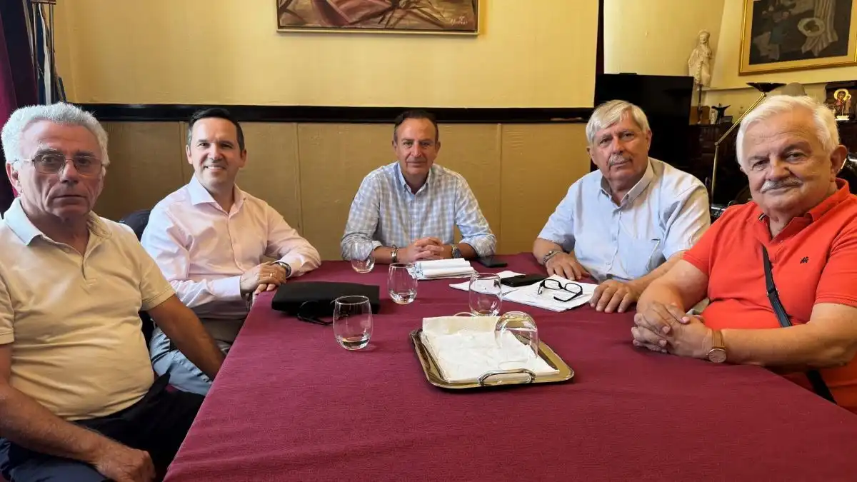 Ιωάννινα: Συνεργασία Δήμου και Ηπειρωτών του εξωτερικού για τουρισμό, πολιτισμό και απευθείας πτήση με τη Γερμανία