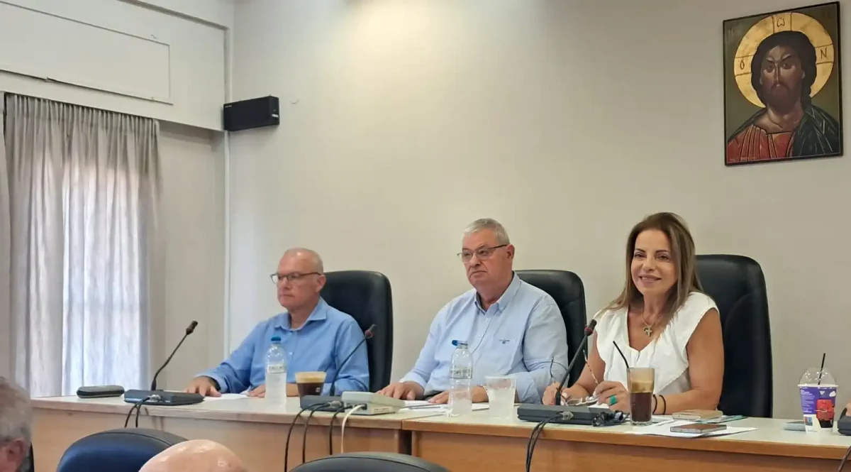 Παραμένει πρόεδρος του Περιφερειακού Συμβουλίου Ηπείρου η Σταυρούλα Μπραΐμη-Μπότση – Κορωναίος αντί Τσίρκα ο νέος αντιπρόεδρος