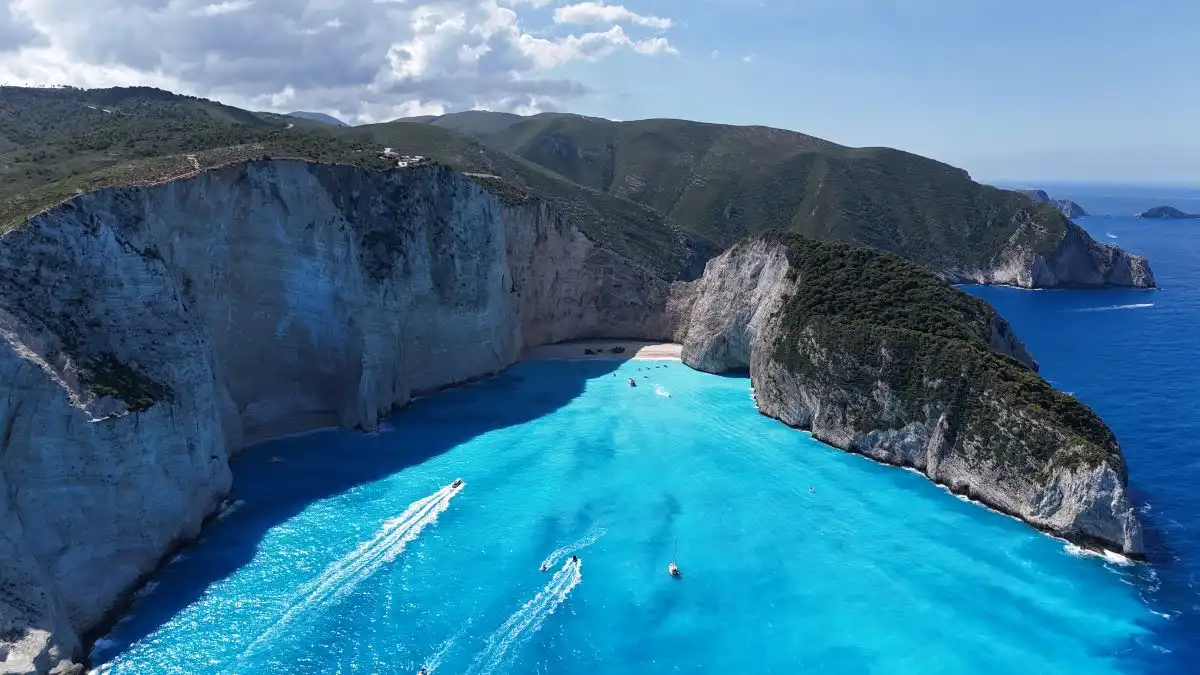 Ναυάγιο Ζακύνθου: Ένας επίγειος παράδεισος στο Ιόνιο (βίντεο)