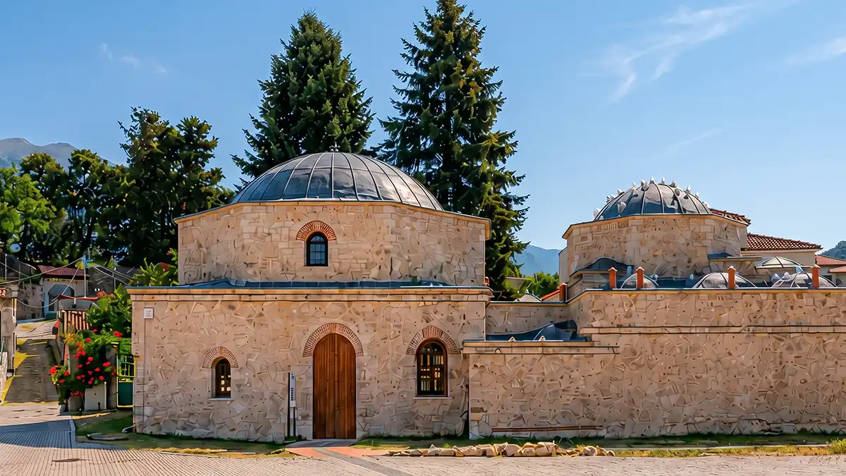 Ο Πρόεδρος της Δημοκρατίας εγκαινιάζει το αναστηλωμένο Οθωμανικό Λουτρό στο Κάστρο των Ιωαννίνων