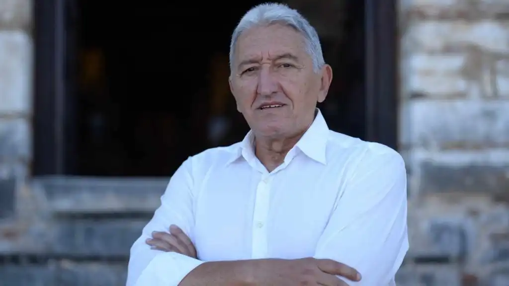 ΠΑΣΟΚ-Άρτα: Αποσύρει την υποψηφιότητά του για τις εθνικές εκλογές ο Άλκης Παπαχρηστάκης