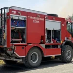 Άρτα: Αυτοκίνητο κατέληξε σε αυλάκι και τυλίχθηκε στις φλόγες – Βγήκε μόνος του ο οδηγός
