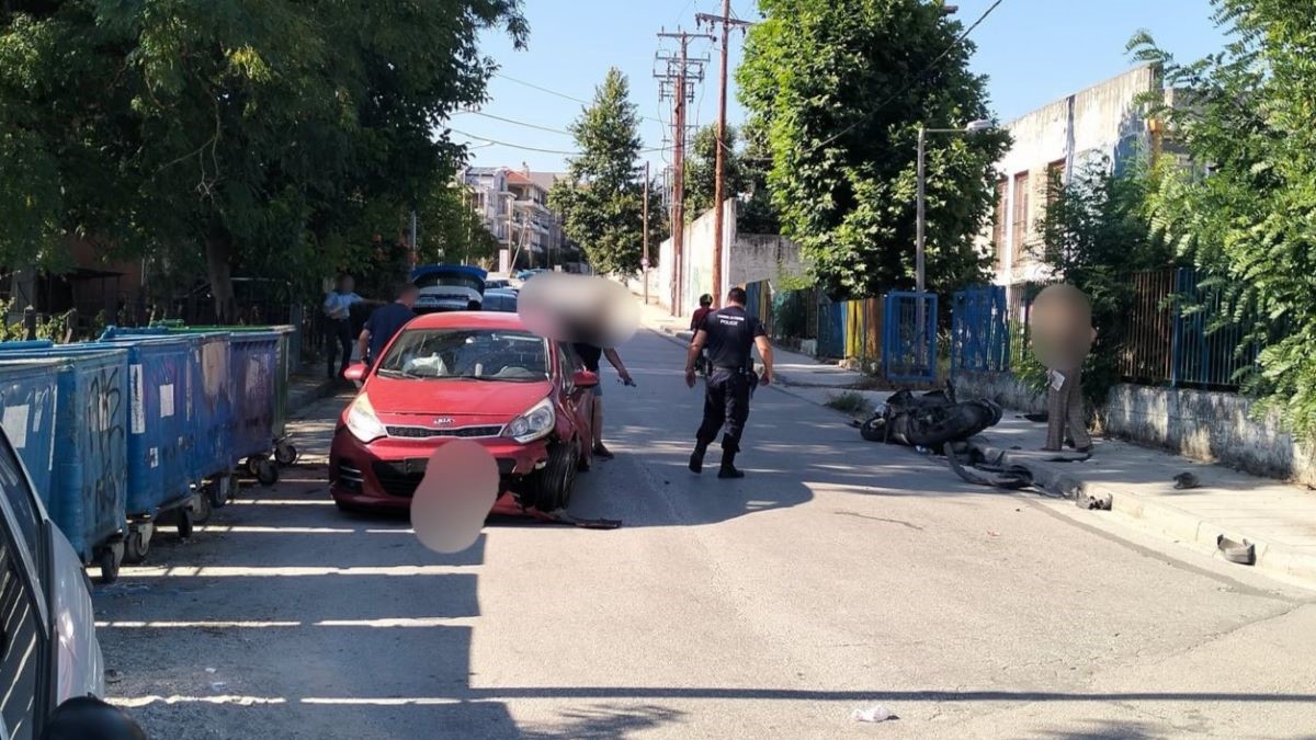 Ιωάννινα: Τροχαίο στη Βελισσαρίου με τραυματία οδηγό μηχανής