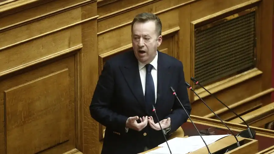Παραιτήθηκε από βουλευτής του ΣΥΡΙΖΑ και ο Βασίλης Κόκκαλης – Παραδίδει την έδρα