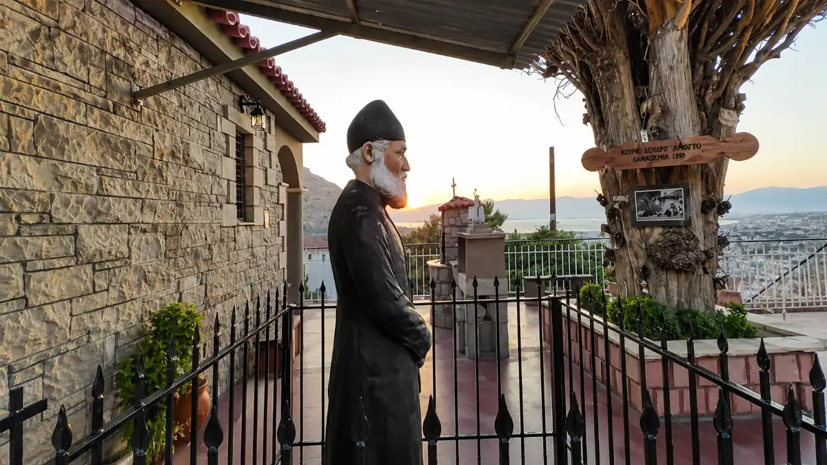 Το Τάμα στον Αγ. Φανούριο αναβίωσε στο Ναύπλιο με εκατοντάδες φανουρόπιτες (βίντεο)
