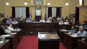 Λαψίστα: «Δεν φταίει η ΔΕΥΑΙ» – Υπόσχεση για αρδευτικό νερό σε έναν χρόνο, ακόμα χωρίς αποζημιώσεις οι παραγωγοί