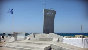 Η «Έλλη» βυθίζεται ανήμερα της Παναγίας – Η επίθεση που σημάδεψε την 15η Αυγούστου