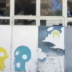 Πίσω από τα βανδαλισμένα σχολεία – Από τη νεανική παραβατικότητα στην πρόληψη: μια υπόθεση ολόκληρης της πόλης