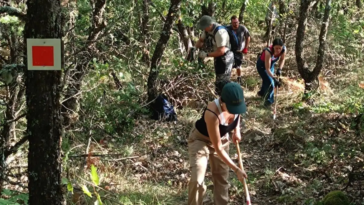 Ζαγόρι: Άνοιξε ξανά το παλιό μονοπάτι που ενώνει το Δεμάτι με την Πέτρα