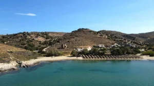 Κούνδουρος: Η διαχρονική γοητεία της Κέας (βίντεο)