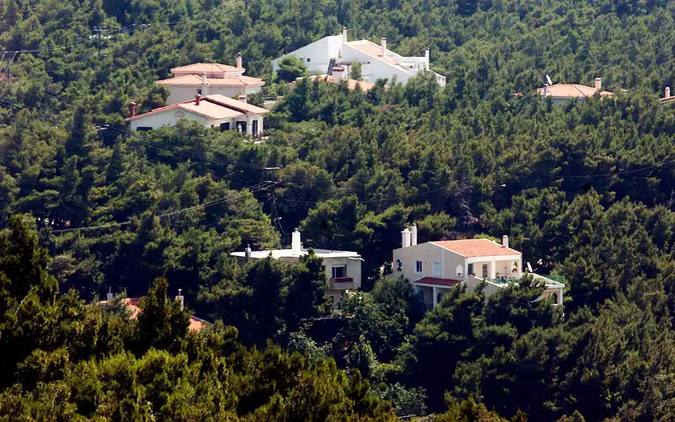 Καταπατημένες εκτάσεις Δημοσίου: Γιατί οι ιδιώτες δεν προχωρούν στην εξαγορά