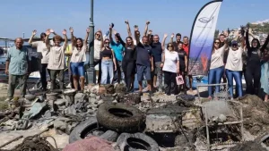 Περίπου 5 τόνοι απορριμμάτων απομακρύνθηκαν από τον βυθό του Αμβρακικού Κόλπου