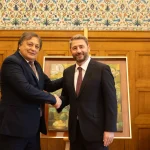 Στο ΠΑΣΟΚ εντάσσεται ο Αλέξανδρος Αυλωνίτης – Συνάντηση με Ανδρουλάκη (βίντεο)