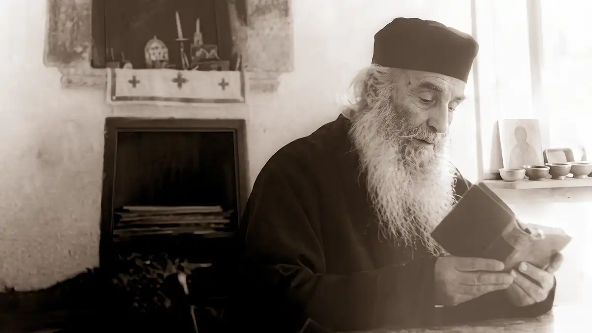 Ιωάννινα: Ιερό Λείψανο του Αγίου Αμφιλοχίου Μακρή στον Άγιο Παΐσιο και τον Άγιο Νικόλαο Αγοράς
