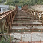 Αποσυναρμολογείται η γέφυρα Μπέλεϊ στην Πλάκα – Θα μεταφερθεί στον Καταρρακτιώτικο παραπόταμο