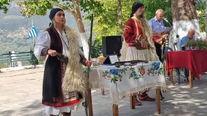 Ζωντάνεψε η ιστορική μνήμη στα αποκαλυπτήρια της προτομής του Σουλιώτη Νότη Μπότσαρη (φωτογραφίες)