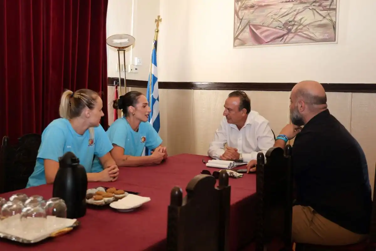Επίσκεψη αντιπροσωπείας του ΠΑΣ Γιάννινα WBC στον Δήμαρχο Ιωαννίνων