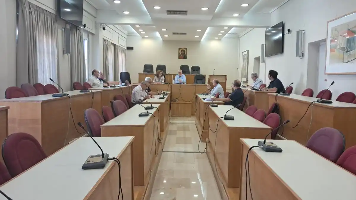 Ήπειρος: Νέα σύγκρουση για την Τατάγια – Ενιαίο «όχι» της αντιπολίτευσης σε νέα ανάθεση