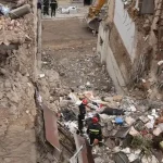 Πλάκα: Στον δεύτερο όροφο στρέφονται οι έρευνες για την έκρηξη – Ταυτοποιούνται με DNA οι έξι νεκροί