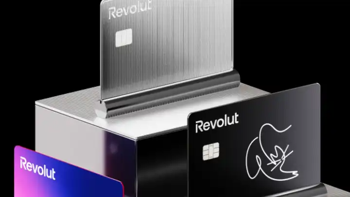 Revolut: Διέρρευσαν προσωπικά και οικονομικά δεδομένα πελατών