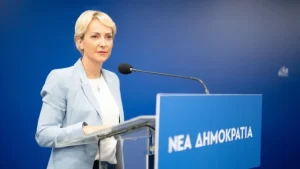 Αλ. Σδούκου: «Η κυβέρνηση συνεχίζει να στηρίζει την κοινωνία – Χρειάζεται μετρημένος και ενιαίος λόγος»
