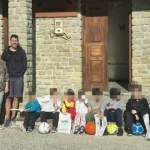 ΠΑΣ Ζαγορίου: Σχολικά είδη και μπάλες στους μικρούς μαθητές του Ζαγορίου