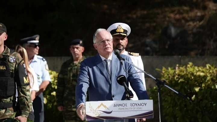 Στην Παραμυθιά ο Τασούλας για τα 83 χρόνια από την εκτέλεση των 49 προκρίτων