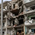 Ουκρανία: Τρεις νεκροί από ρωσικό πλήγμα σε εμπορικό κέντρο στο Σούμι