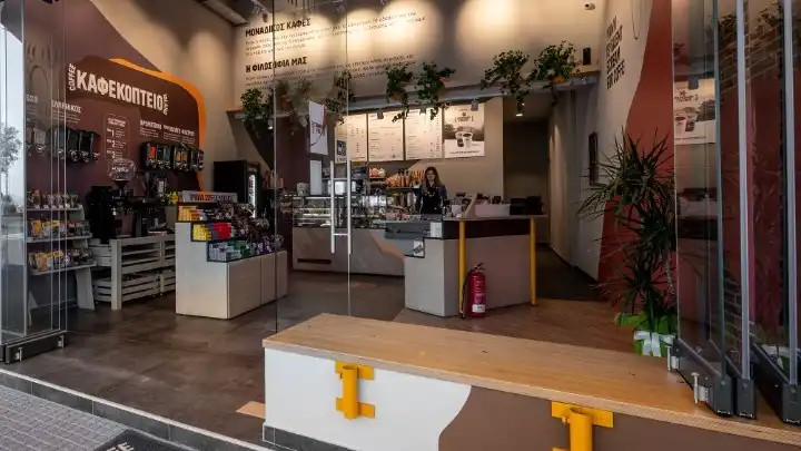 Coffee Island: «Η δικαστική υπόθεση Λιόλιου δεν συνδέεται με την εταιρεία» – Κανονικά η λειτουργία των καταστημάτων
