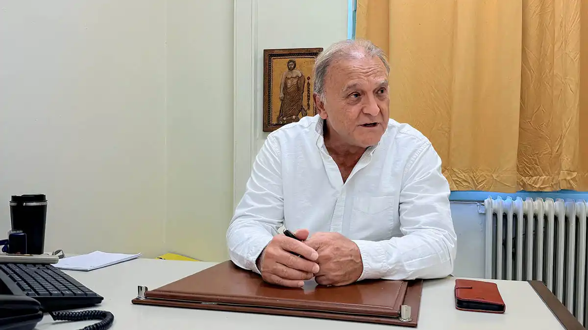 Ο Φίλιππος Σιάκας στο epirusgate: Κριτική στη ΝΔ, «νομοτέλεια» ο Σαμαράς και ανοιχτό παράθυρο για τον Δήμο Ιωαννιτών (βίντεο)
