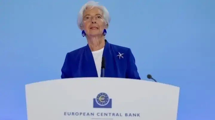 Παραιτείται από την προεδρία της ΕΚΤ η Κριστίν Λαγκάρντ