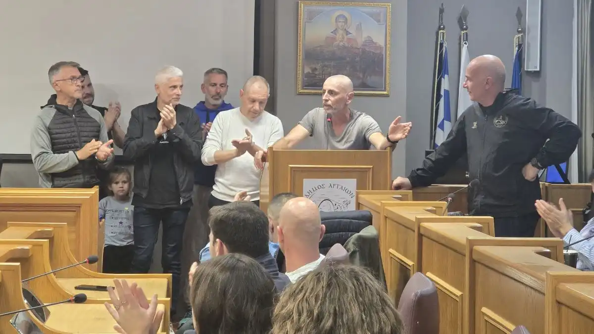 Δήμος Αρταίων: Αναμνηστικά μετάλλια στους εθελοντές του 10ου Ημιμαραθωνίου